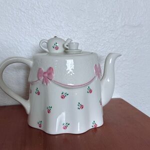 Vintage Price Kensington Pink Ribbon Floral Teapot 4847